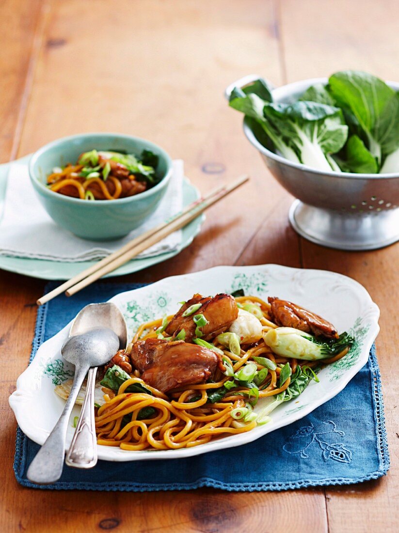 Chinese-style marinated chicken fillet with Hokkien noodles and pak choi