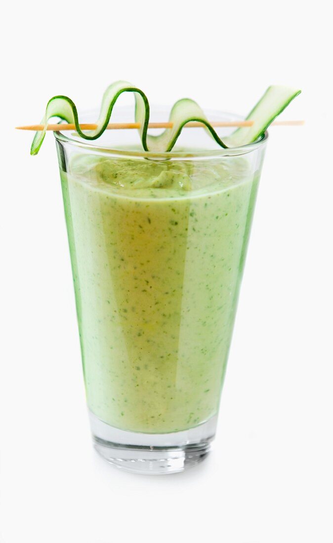 Rocket and cucumber smoothie (no background)