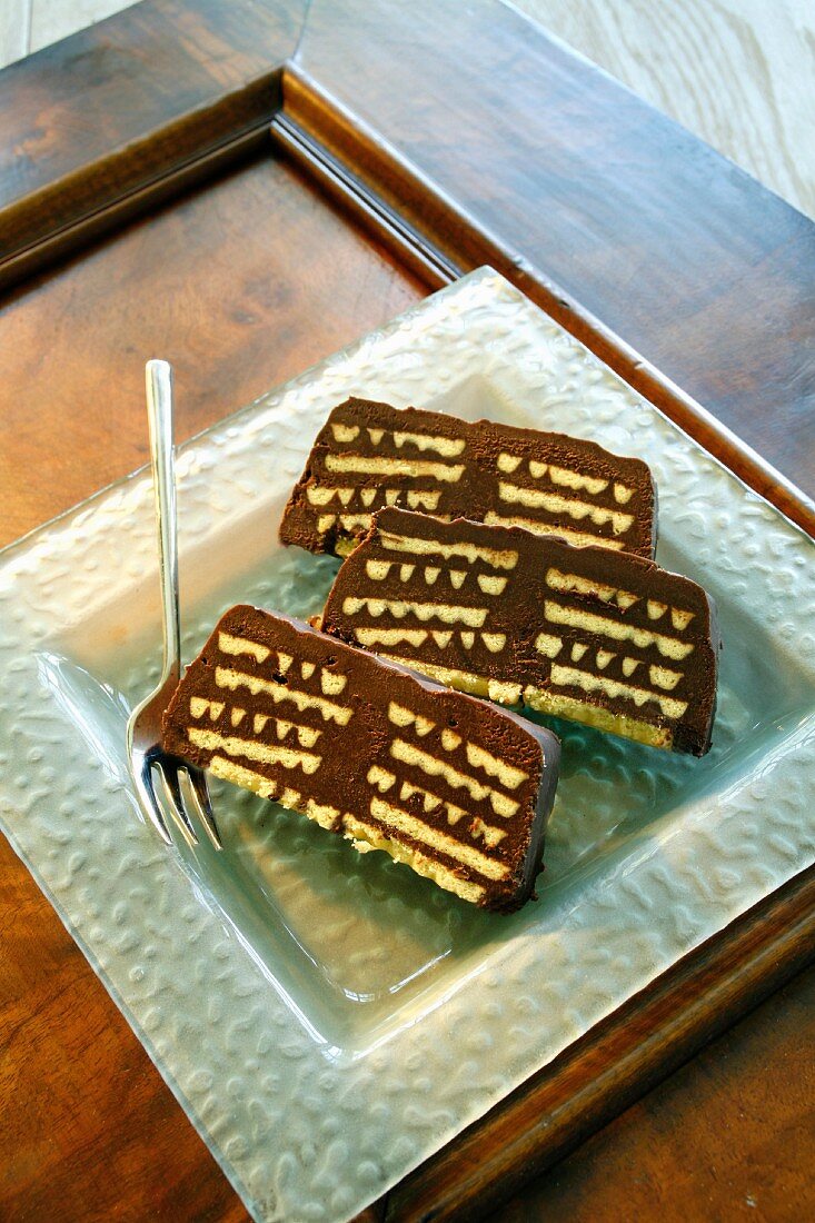 Chocolate biscuit cake made with corn biscuits