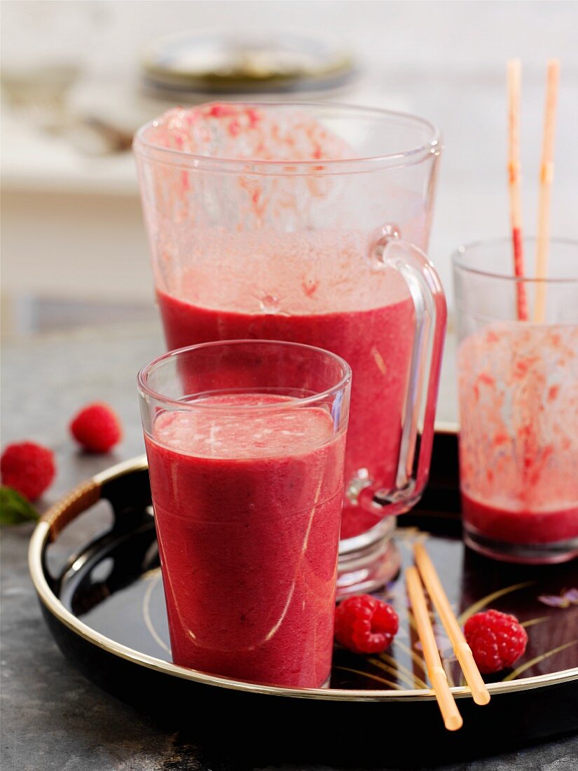 Beetroot smoothie with raspberries