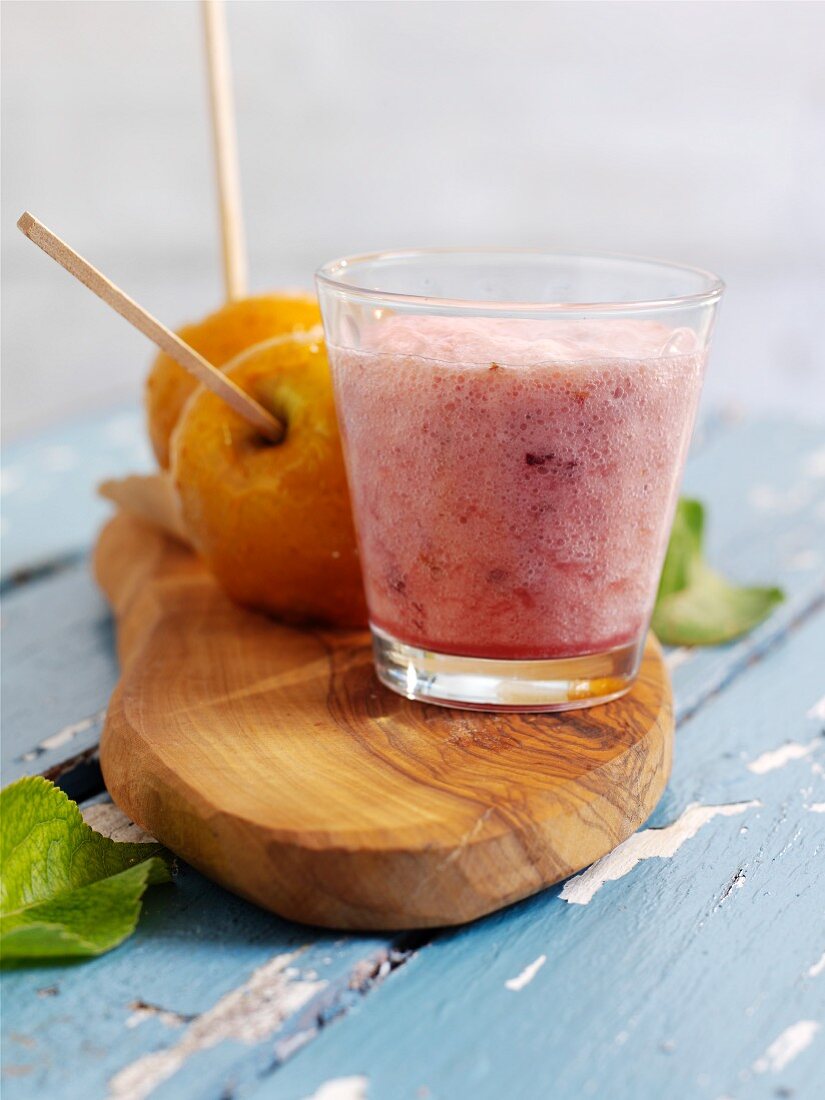 Pomelo and plum drink