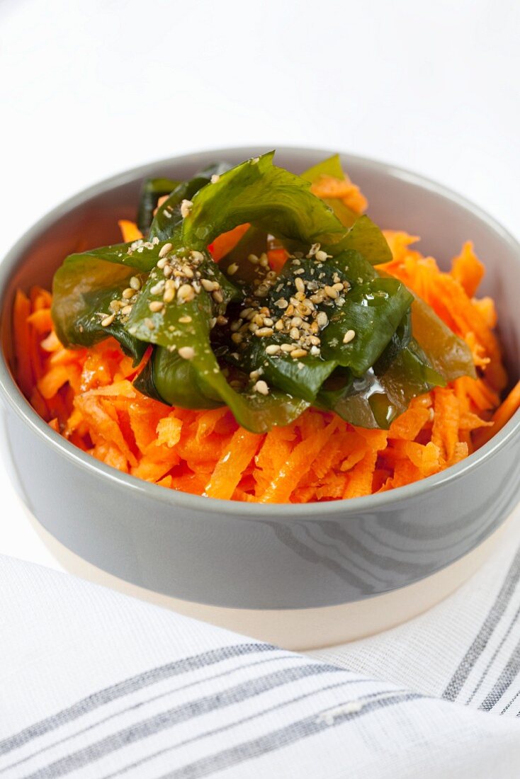 Grated carrot with wakame and sesame seeds