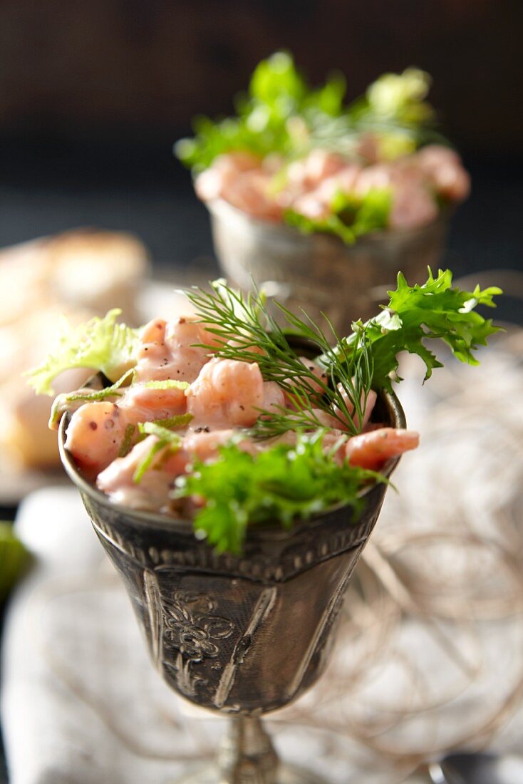 Prawn cocktail with dill