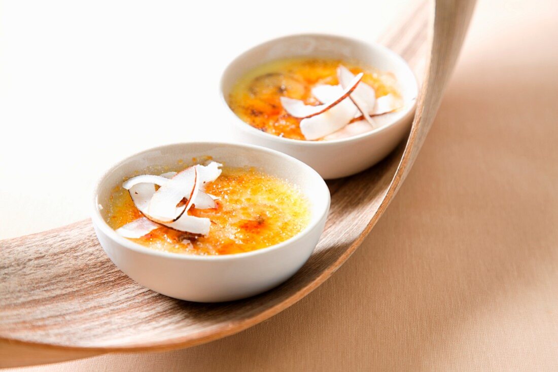 Crème brûlée mit Kokosnuss