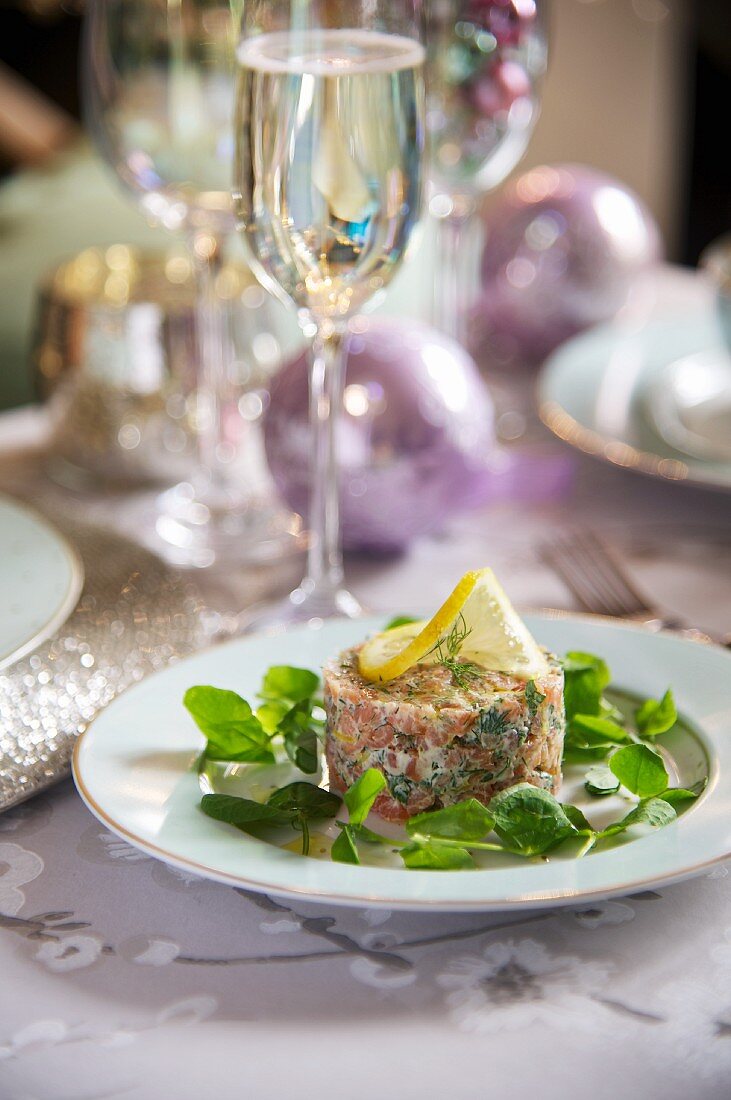 Lachs-Rilette mit Zitrone zu Weihnachten