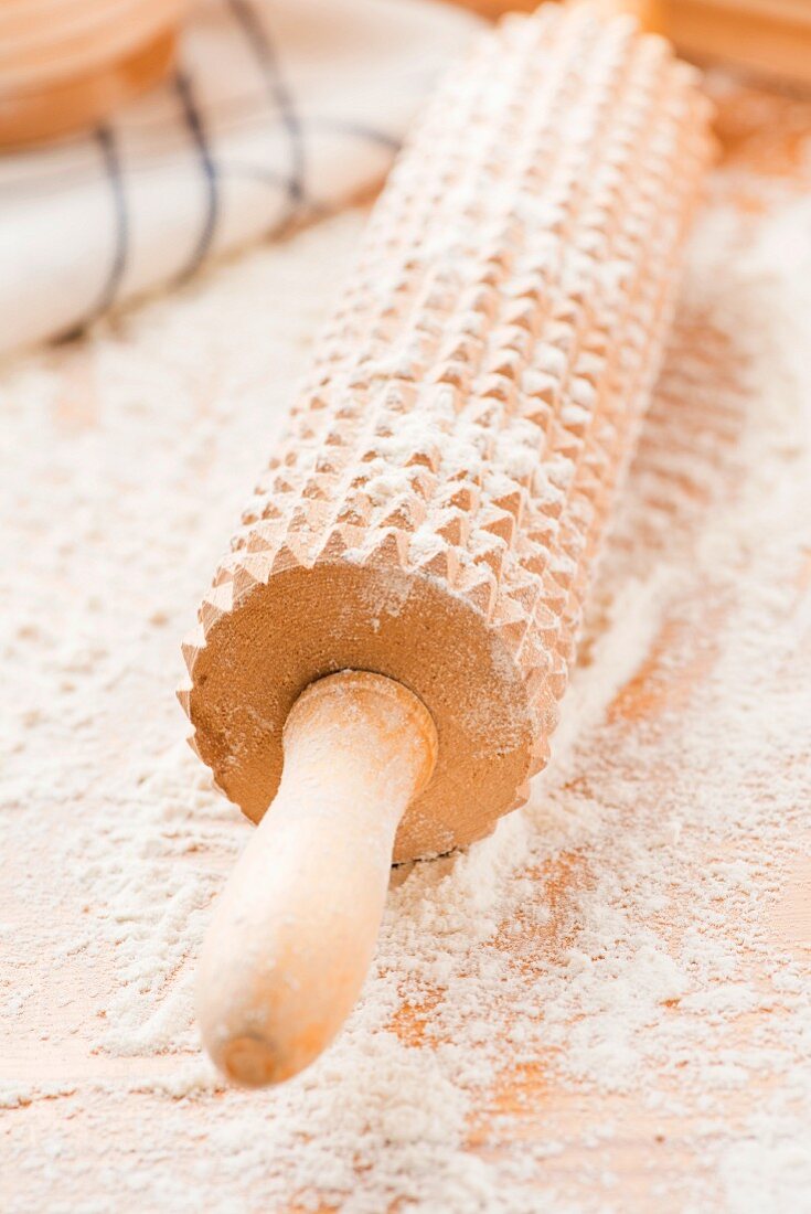 Kruskavel (rolling pin with knobbly surface, Sweden)