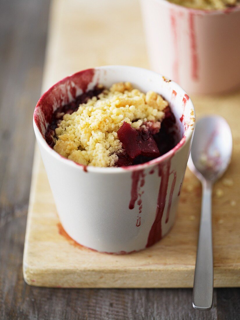 Clafoutis mit roten Früchten