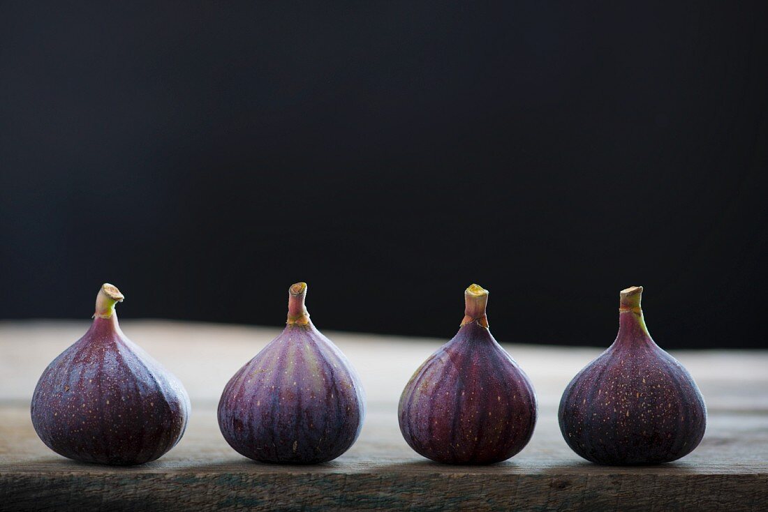 Four figs in a row
