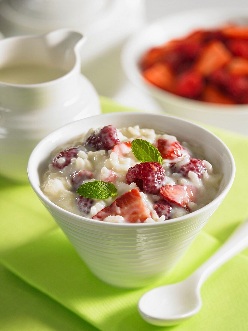 Rice pudding with berries
