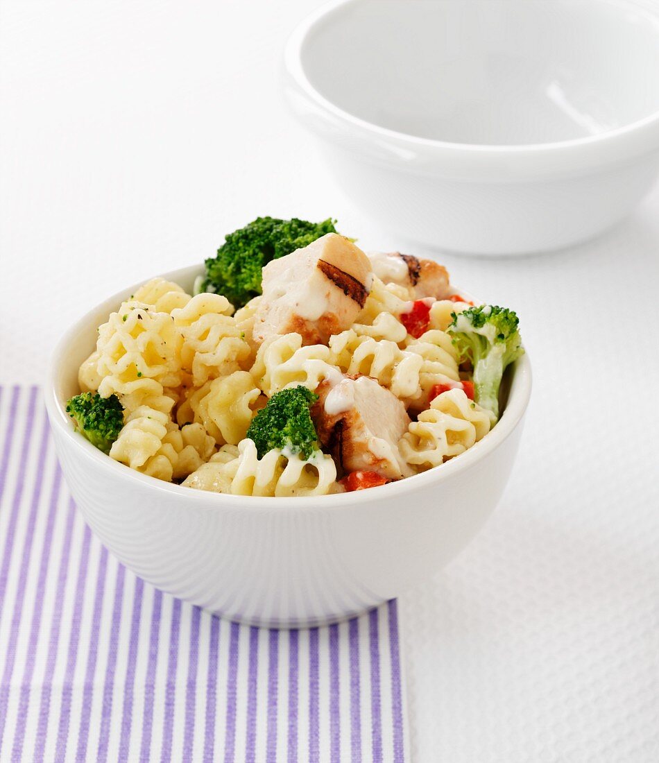 Pasta salad with chicken and broccoli