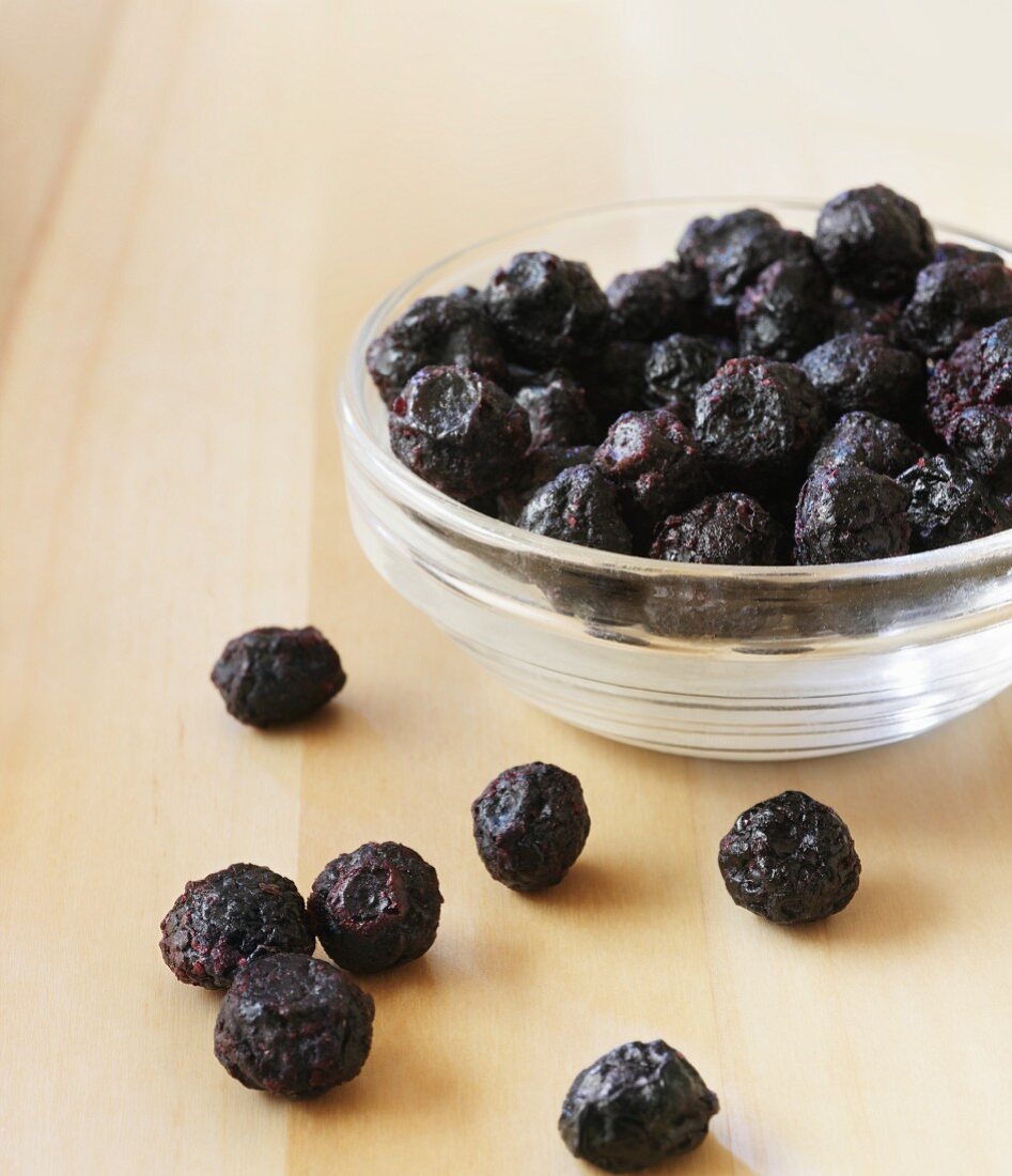 Dried blueberries