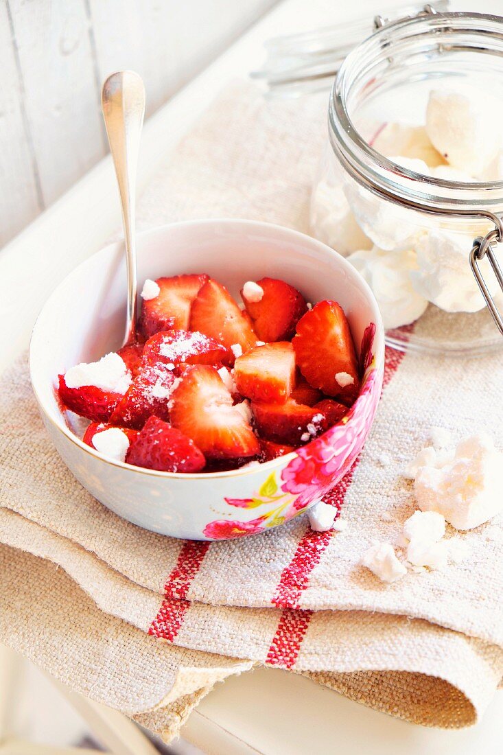 Strawberries with meringue