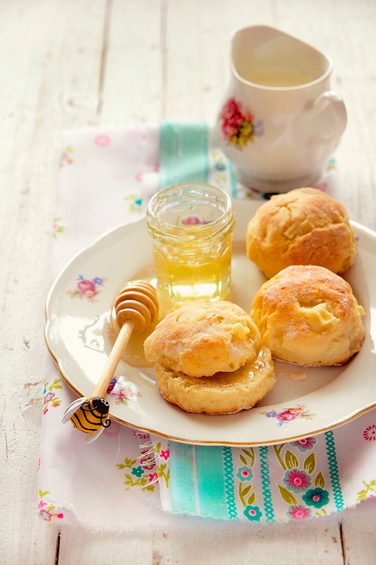 Scones mit Honig