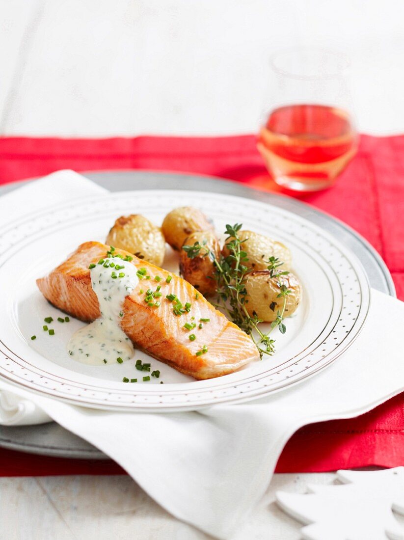 Fried salmon fillet with fried potatoes