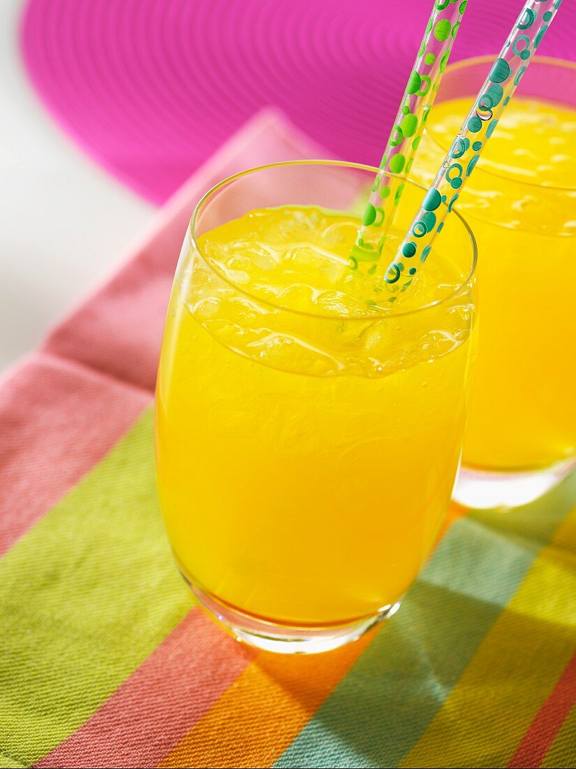 Peach juice with ice