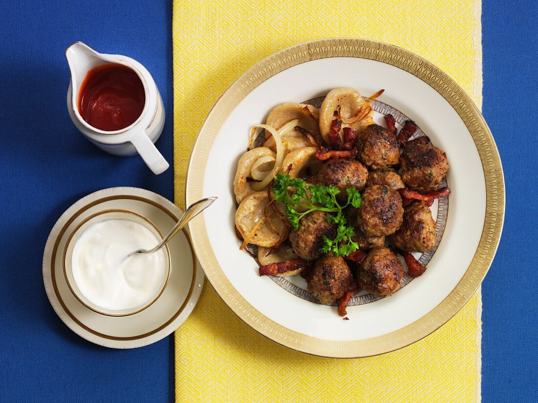 Meatballs with galushki (Ukrainian dumplings)