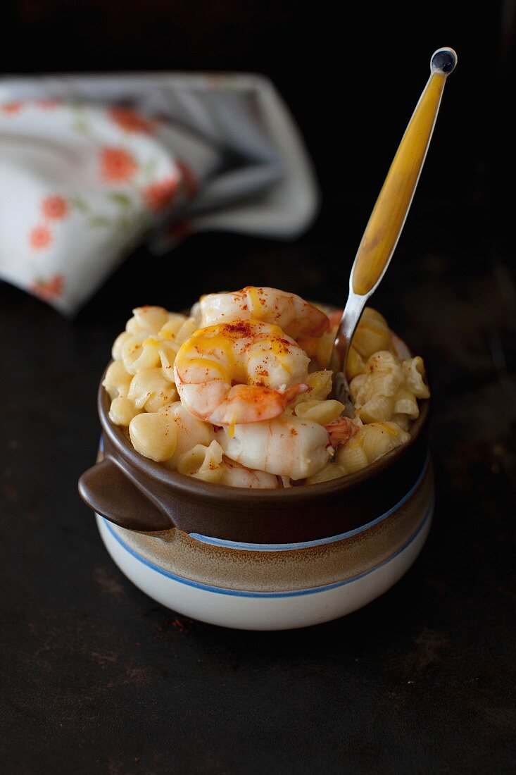 Macaroni and Cheese with Shrimp in a Bowl