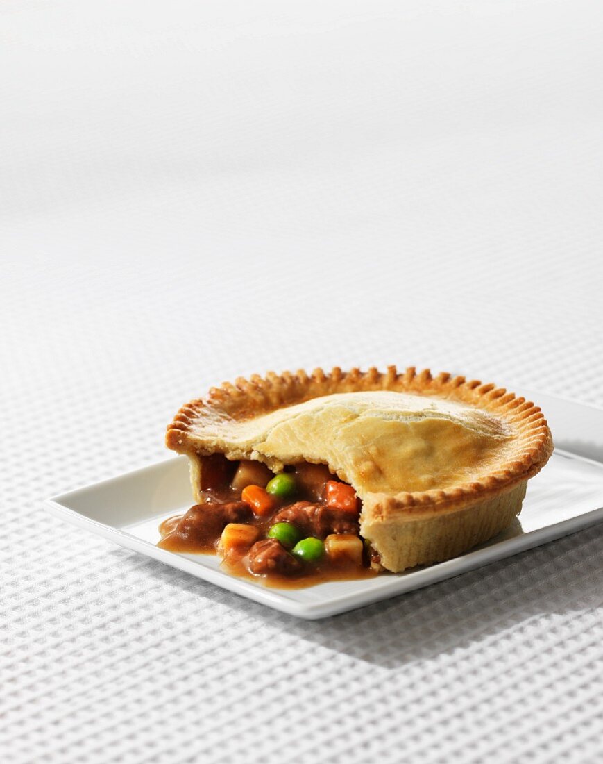 Beef pie with vegetables
