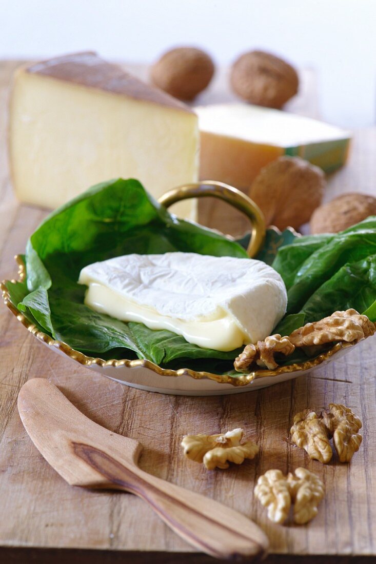 Soft cheese, hard cheese and walnuts