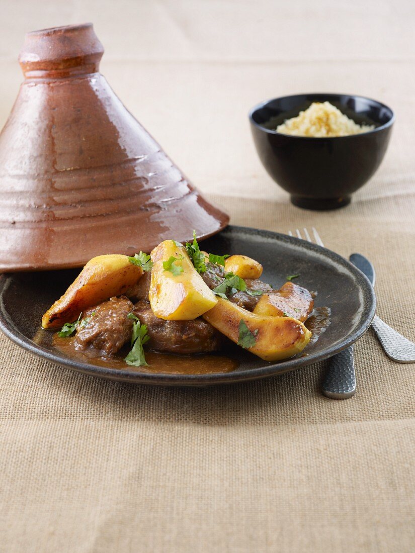 Tagine with veal and quinces