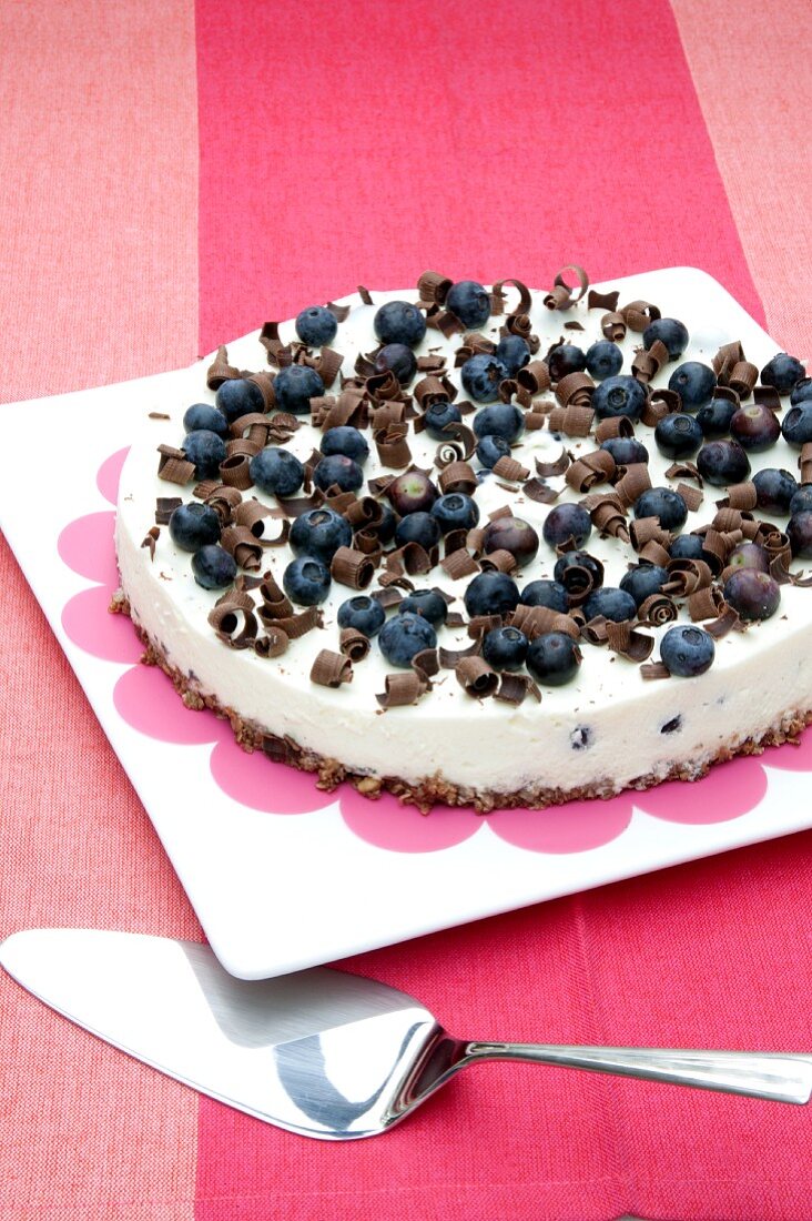 Blueberry cheesecake with a muesli base