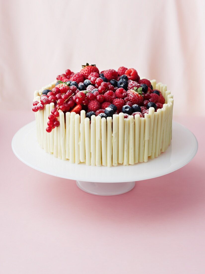 Cream cake with mixed berries