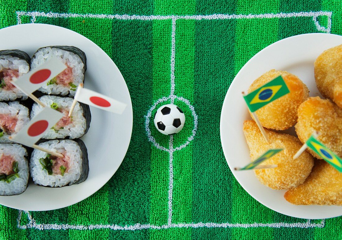 Sushi (Japan) & Salgadinhos (Brasilien) mit Fussballdeko