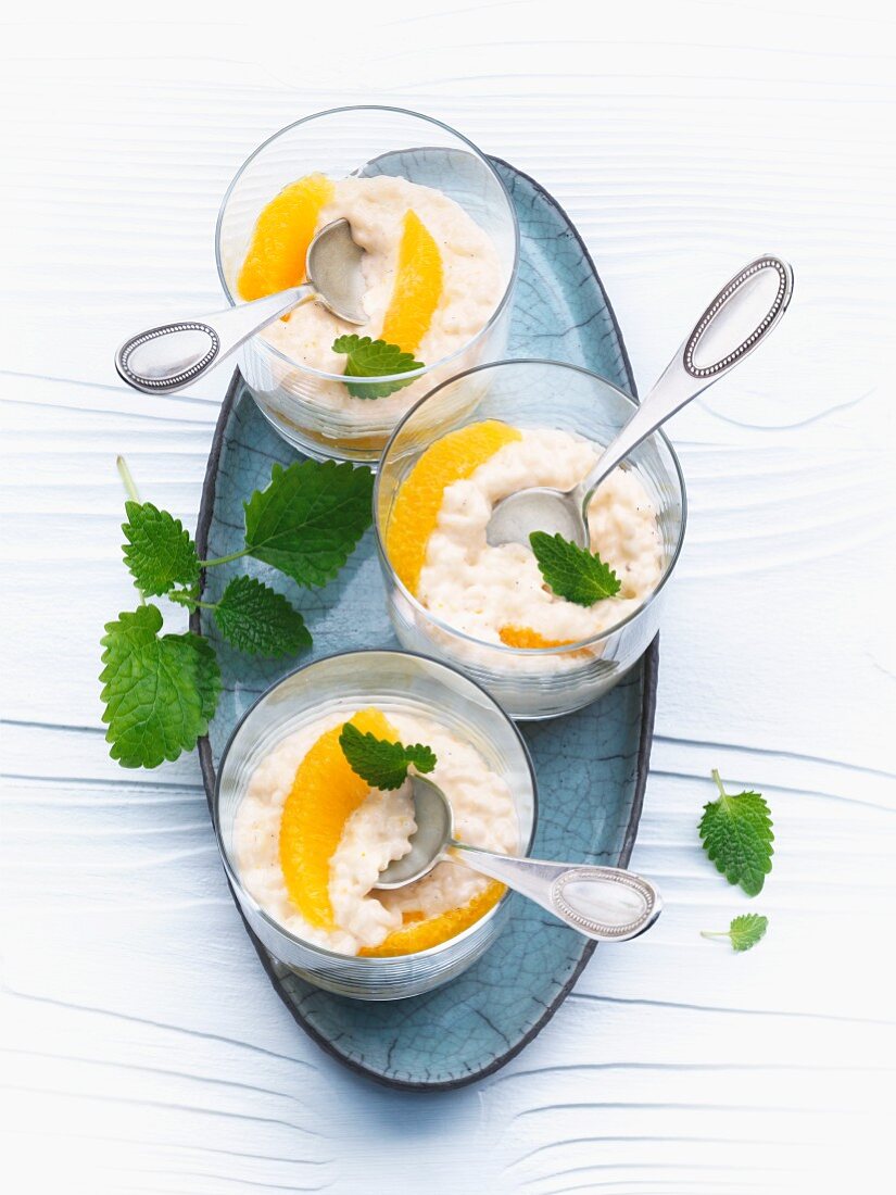 Orange rice pudding