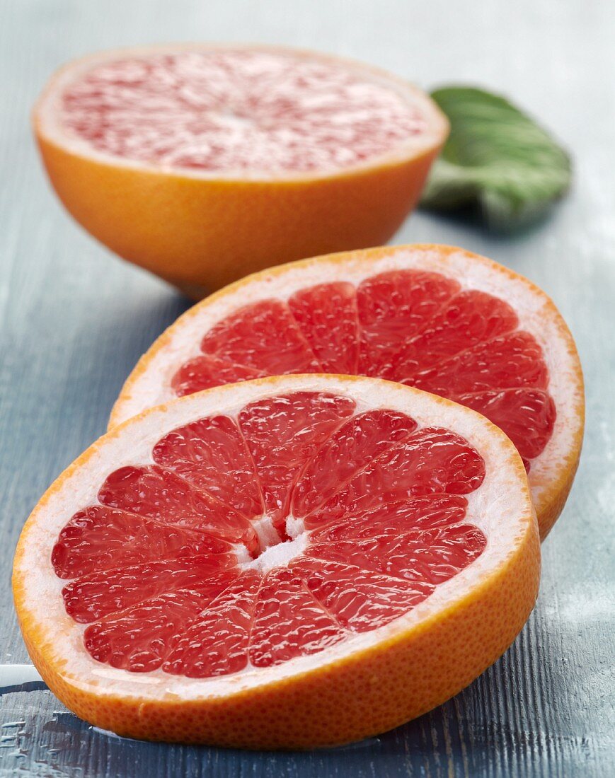 Pieces of pink grapefruit