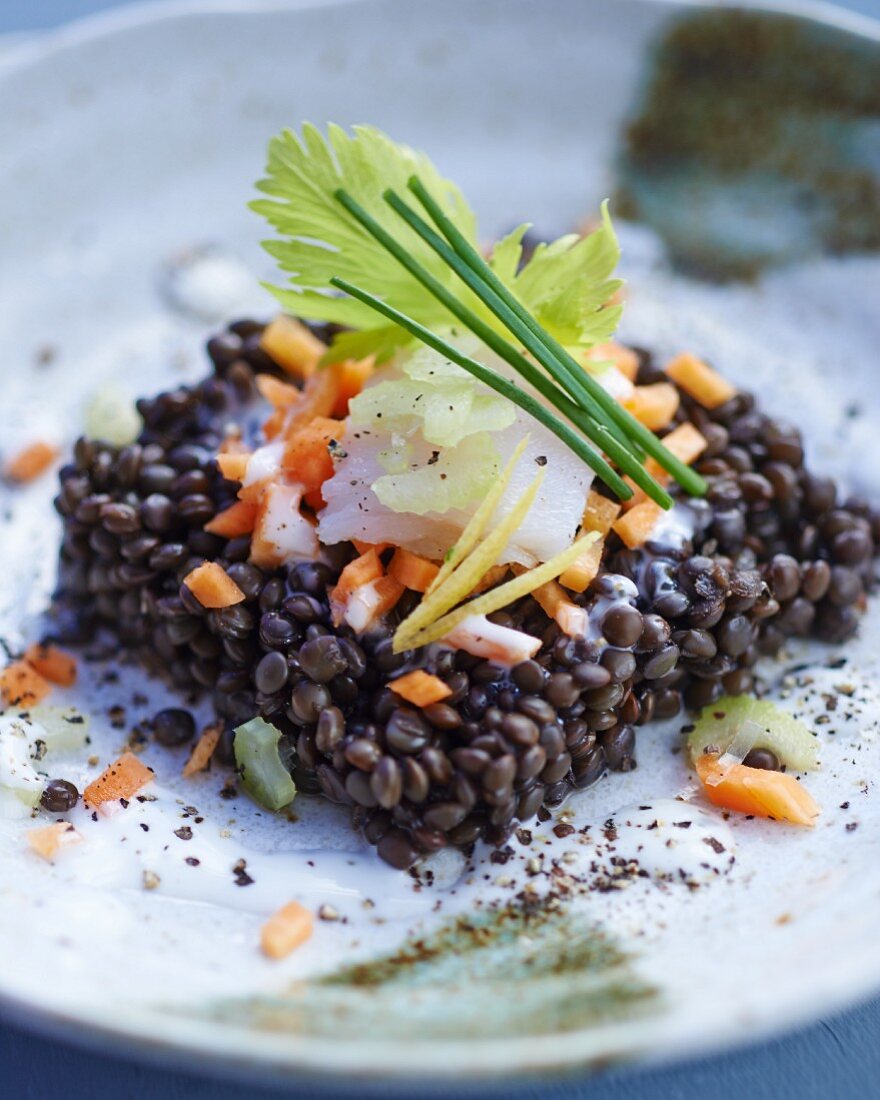 Lentil salad with smoked fish