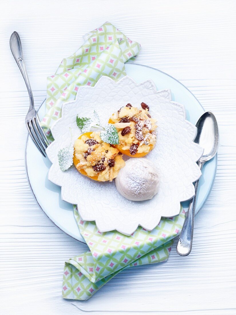 Peach crumble with maple syrup ice cream