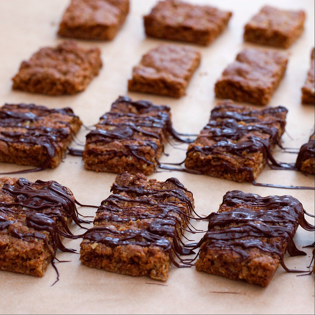 Flapjacks mit Schokoglasur (Süsse Haferschnitte, England)