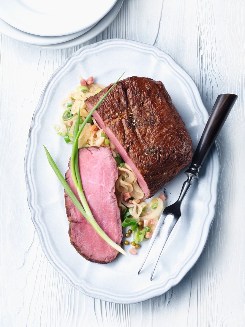 Roast beef with an onion medley