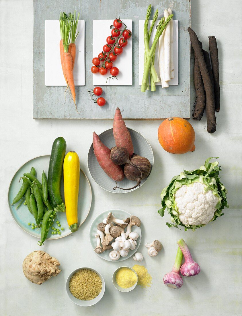 Assorted vegetables, mushrooms and grains