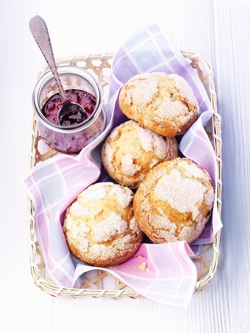 Quarkbrötchen mit Marmelade