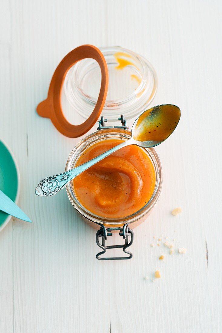 Seasoning sauce in a pickling jar