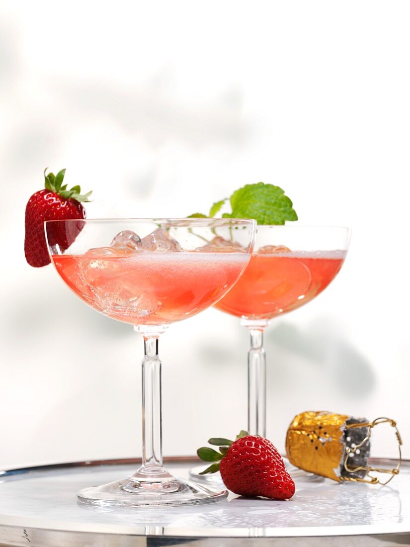 Champagner-Erdbeer-Cocktails
