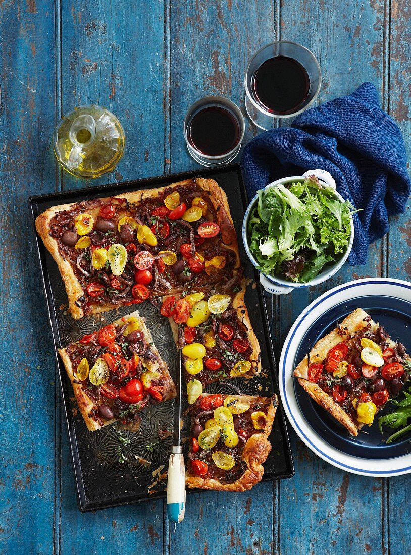 Pissaladière with tomatoes and anchovies