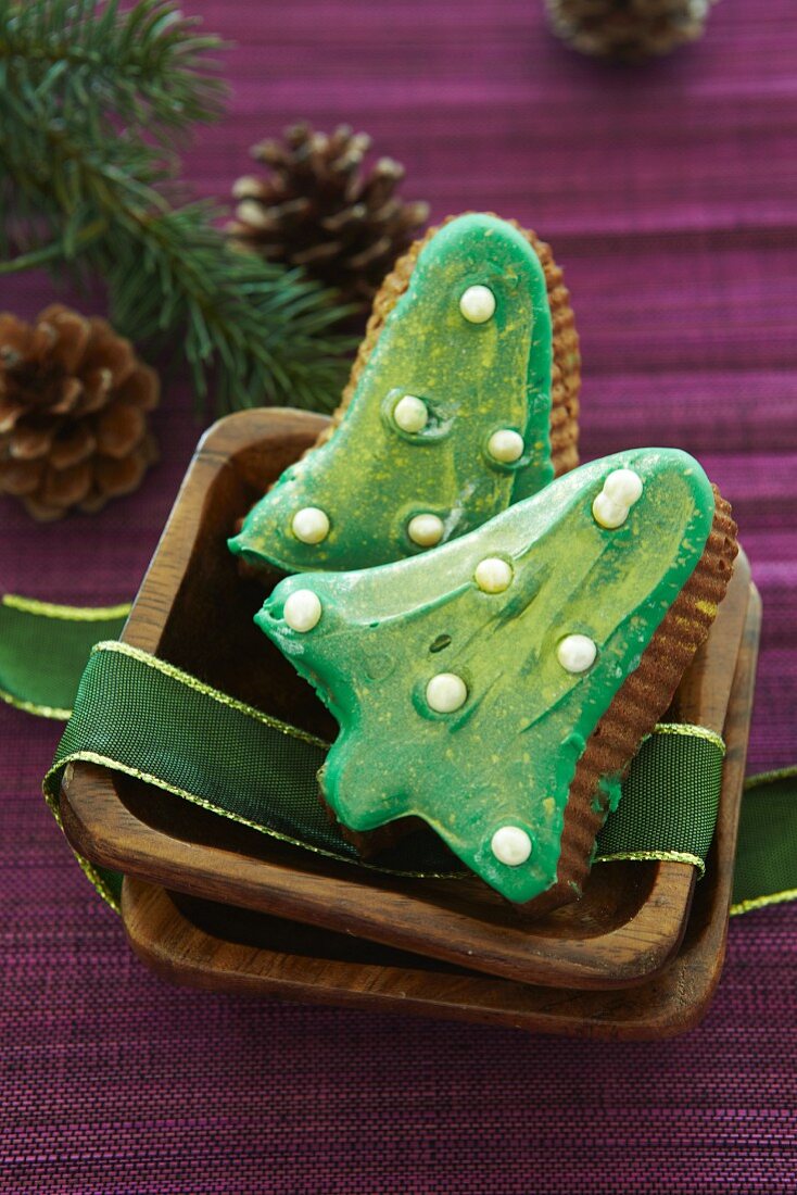 Biscuits in the shape of Christmas trees