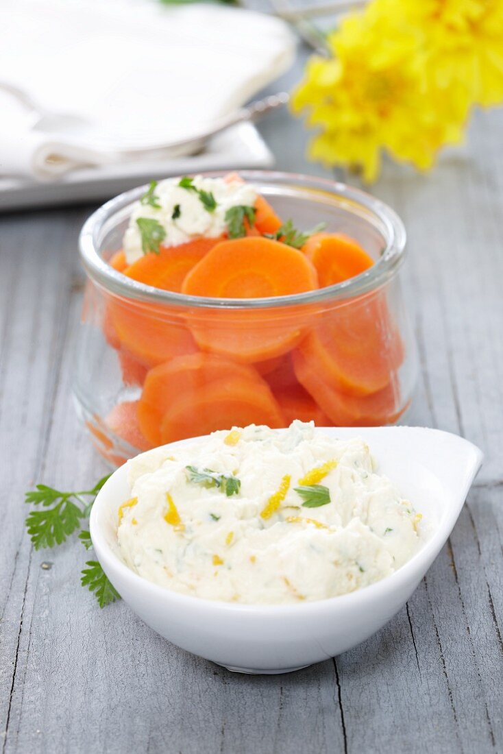 Cooked carrots with herb & orange quark