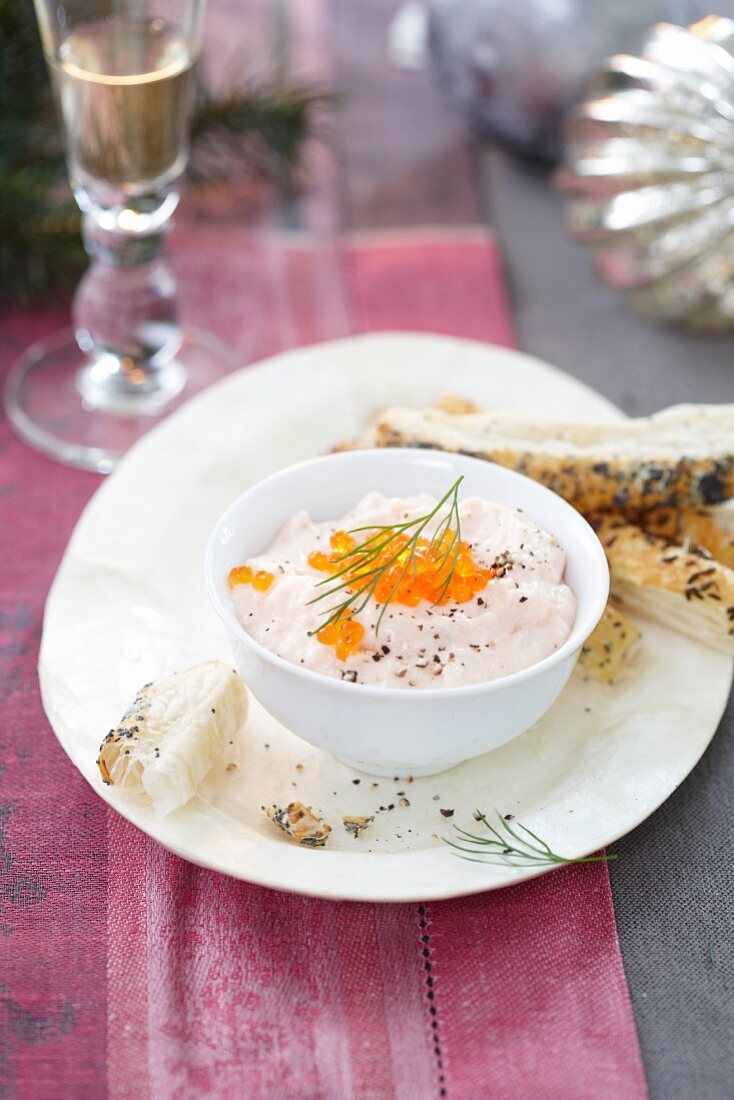 Lachsmousse mit Kaviar