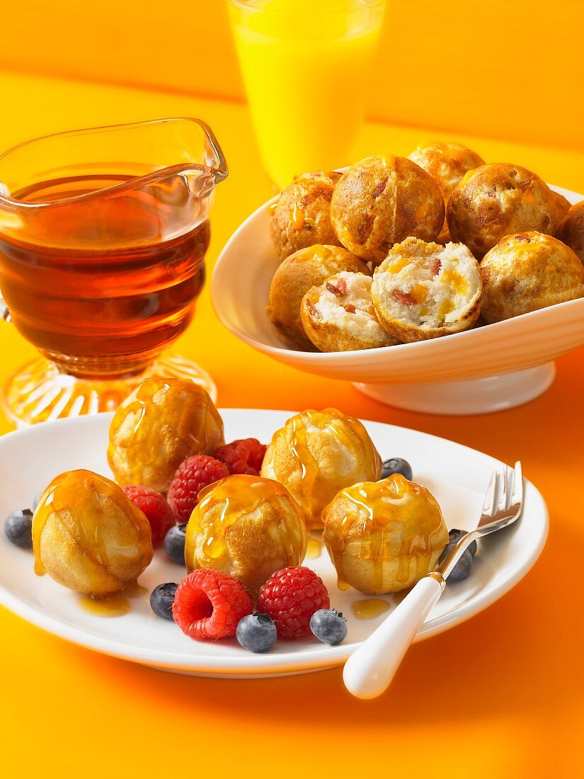Bacon & cheddar bites, and pancake balls with berries and maple syrup