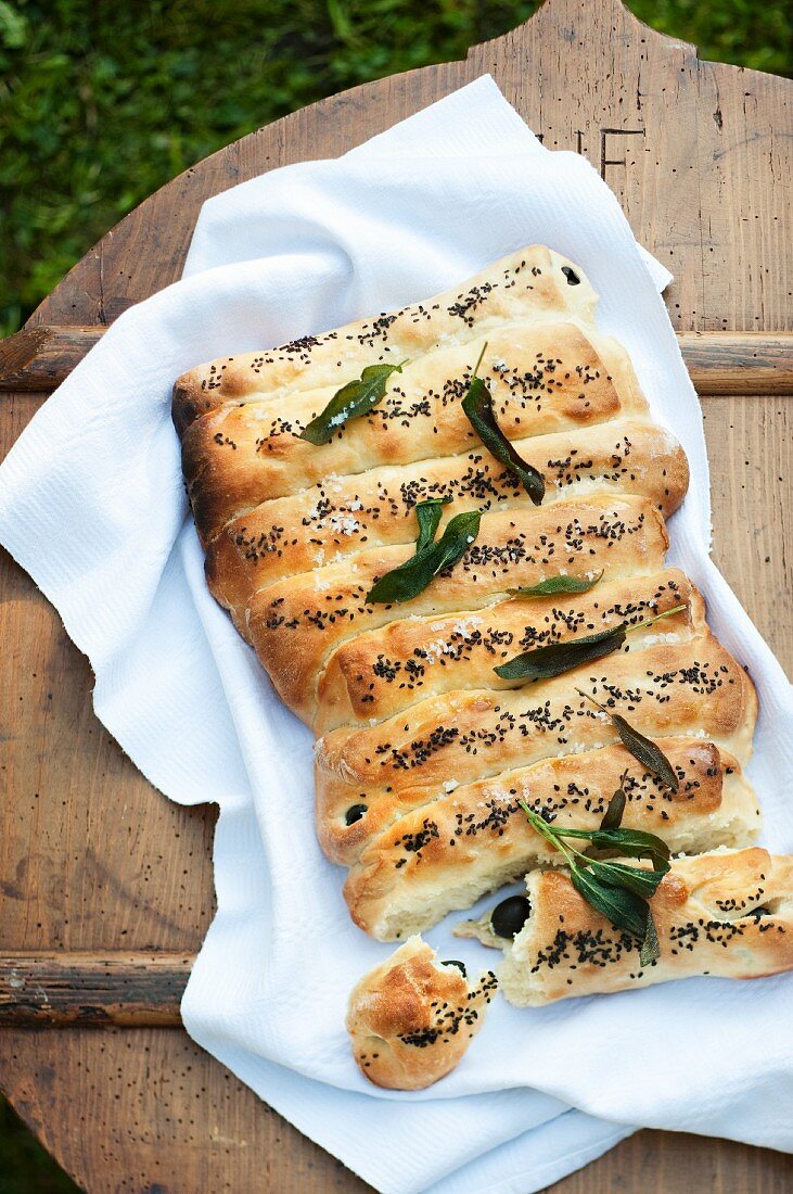 Olivenbrot mit Mohn