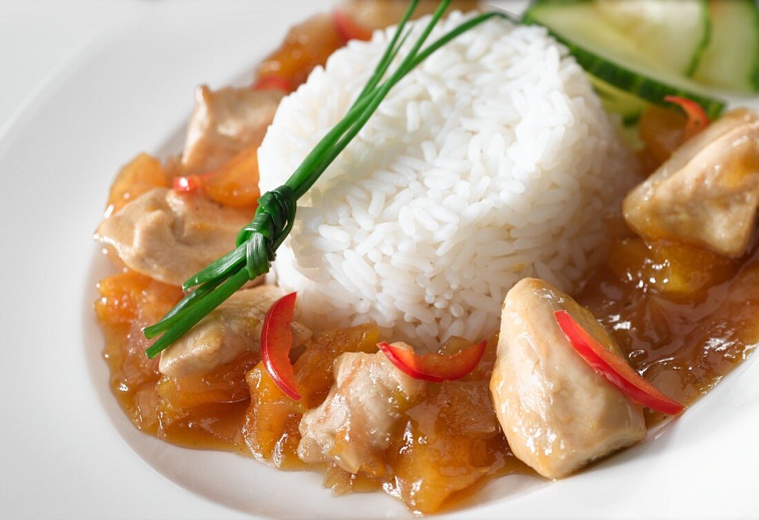 Chicken breast with apricot sauce and rice