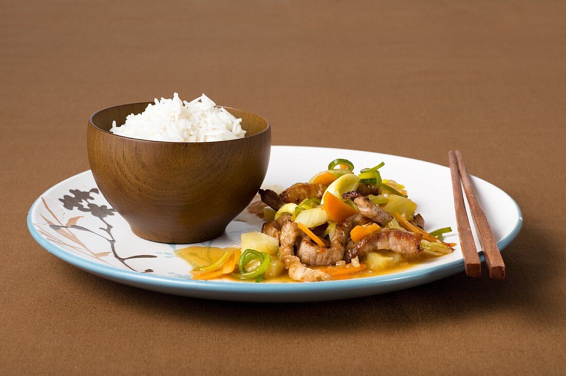 Asian stir-fry with rice