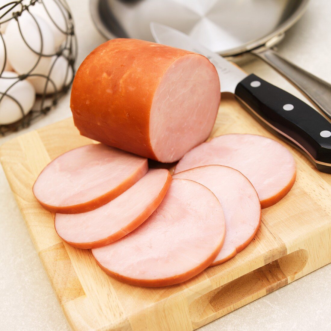 Canadian Bacon, teilweis in Scheiben geschnitten