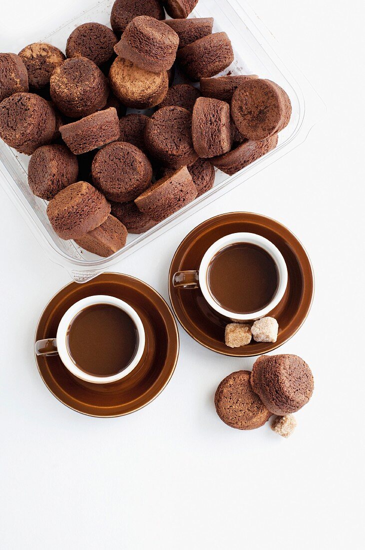 Chocolate muffins with coffee
