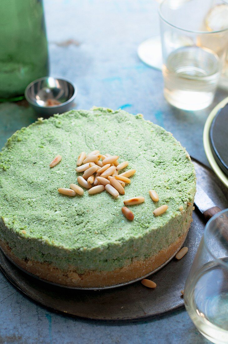 Spinach cake with pine nuts