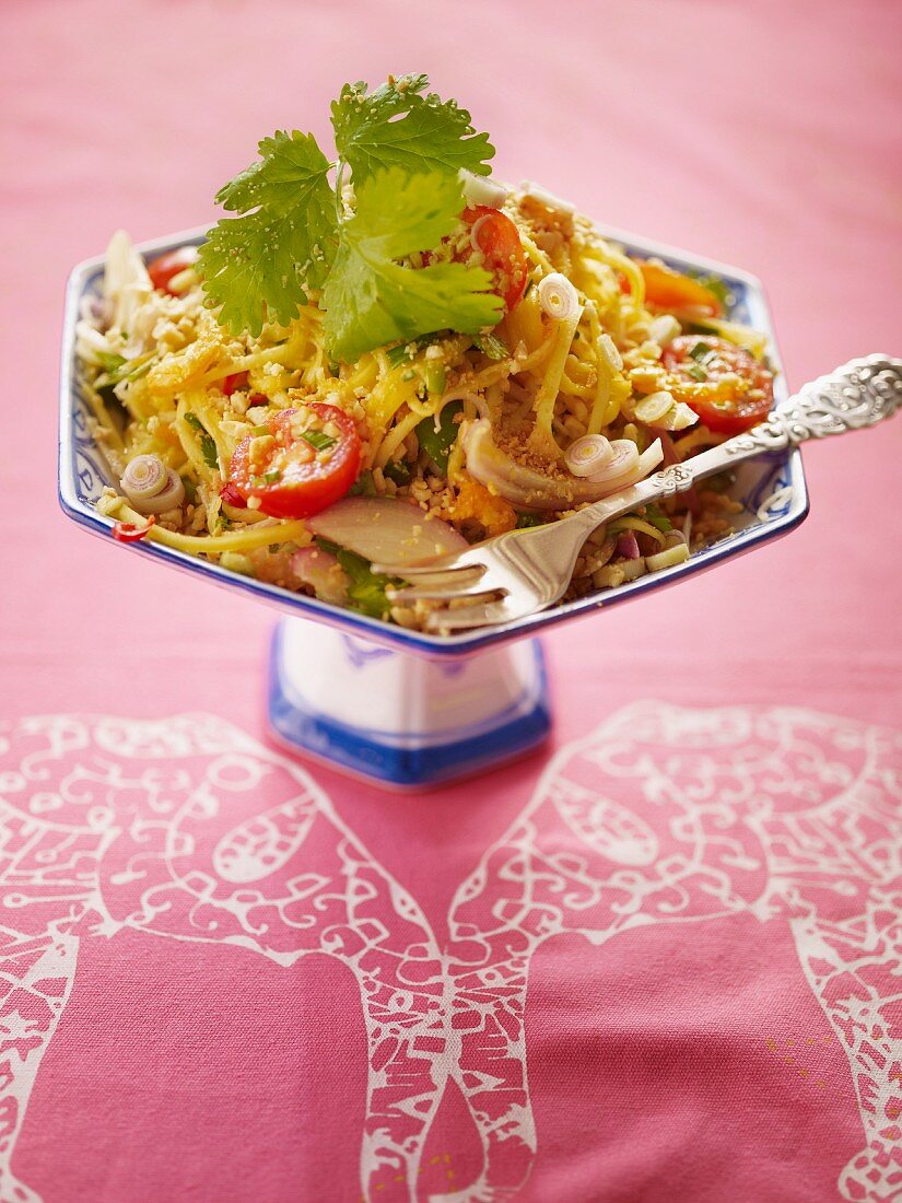 Mangosalat mit Tomaten & Zwiebeln