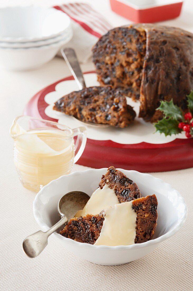 Christmas Pudding mit Custard (England)